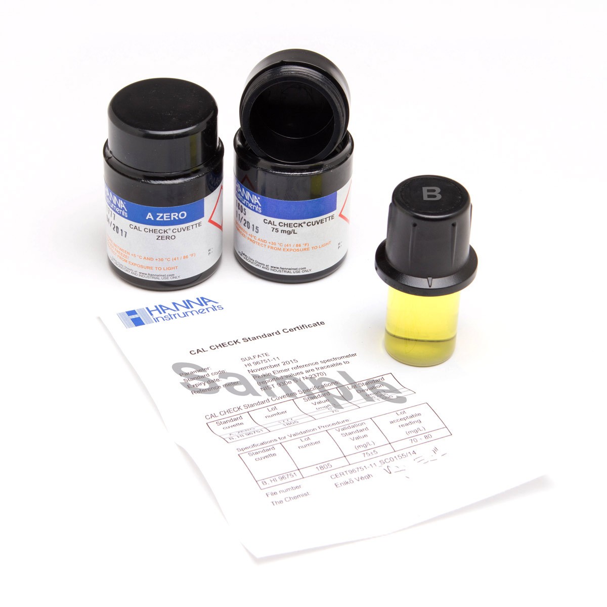 CAL Check™ Chuẩn Amoni Thang Thấp, 0.00 và 1.50 mg/L HI96700-11