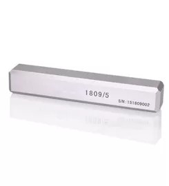 Dụng cụ bôi võng để đánh giá khả năng chống chảy xệ để đảm bảo độ dày màng đồng đều bằng cách chọn độ dày phù hợp