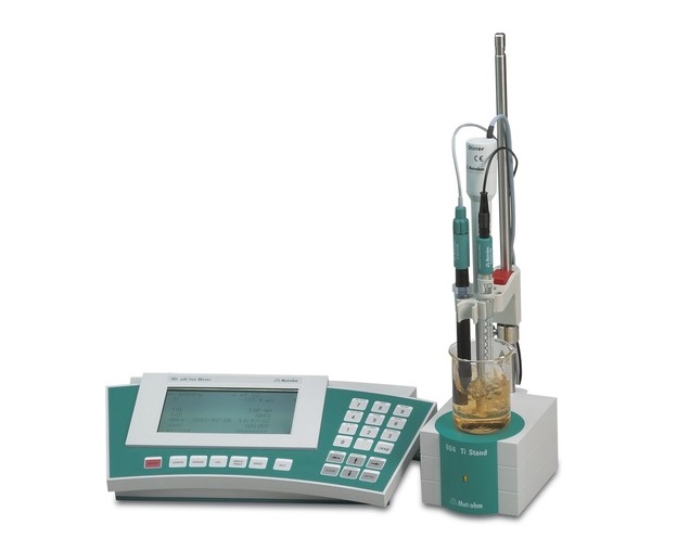 Máy đo pH/nhiệt độ/ORP/Ion để bàn Metrohm 781