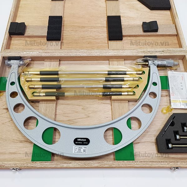 Panme đo ngoài Mitutoyo 104-142A (300 - 400mm)