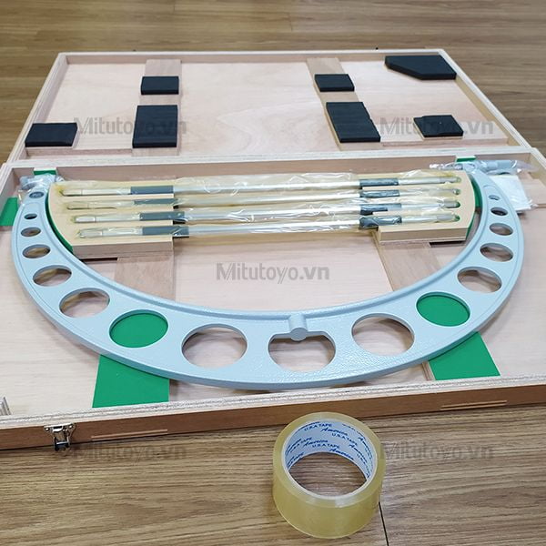 Panme đo ngoài Mitutoyo 104-144A (500-600mm)